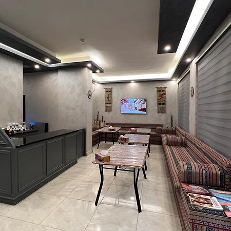 Sandra Hotel Amman Extérieur photo
