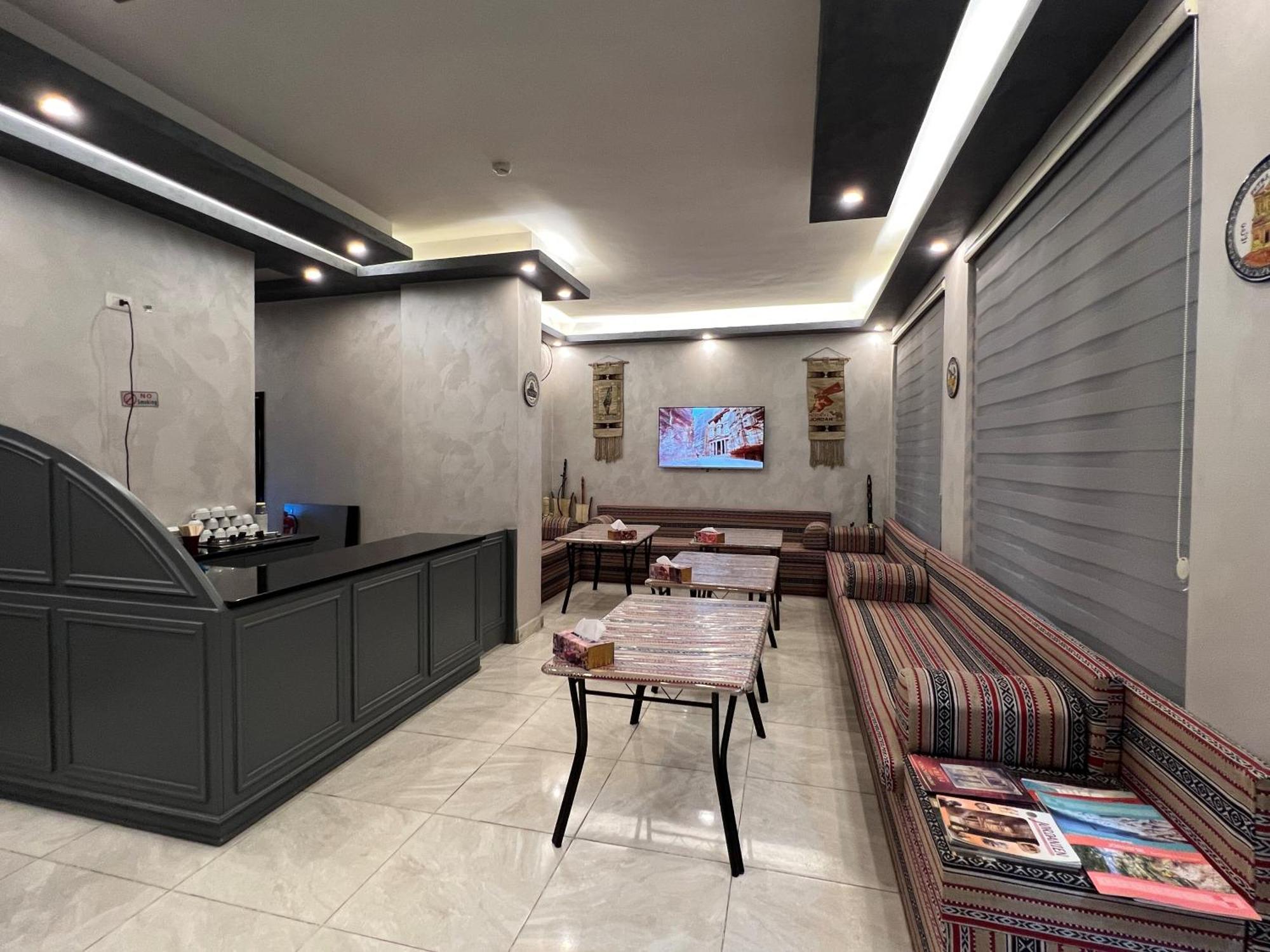 Sandra Hotel Amman Extérieur photo
